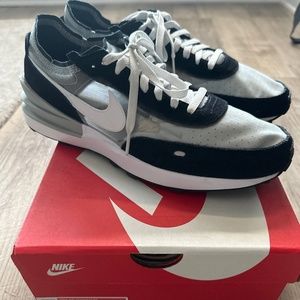 Nike Waffle One Size 10.5